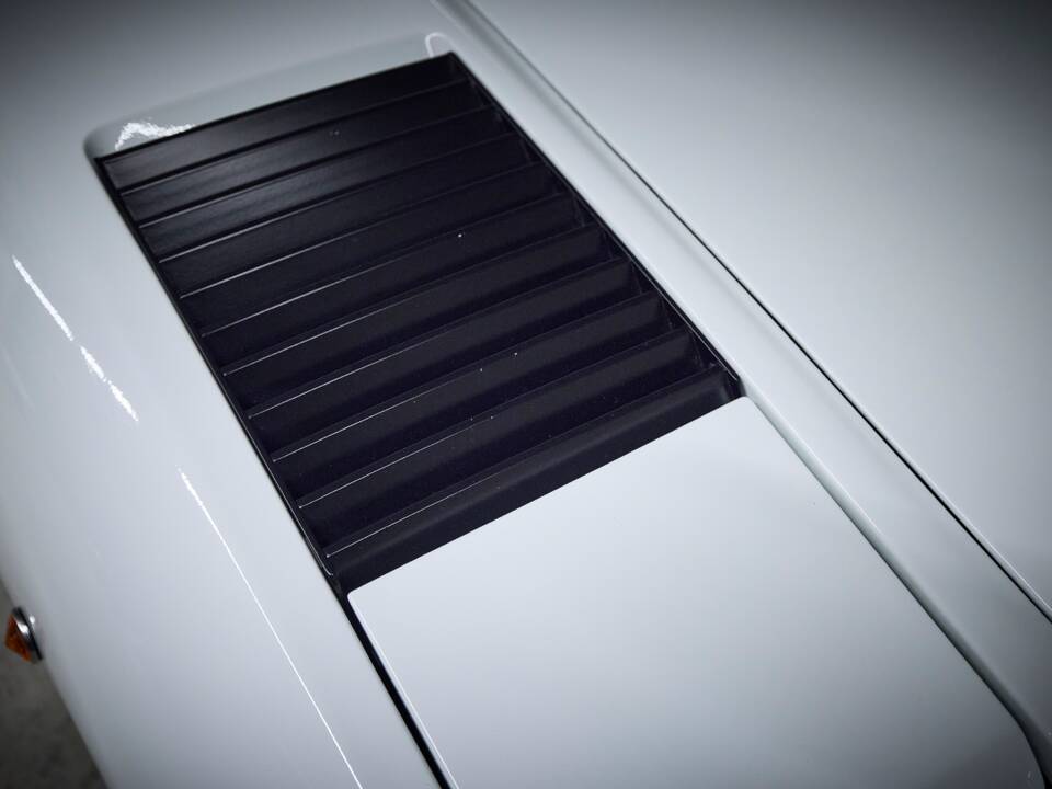 Bild 46/86 von Ferrari 308 GTSi (1982)