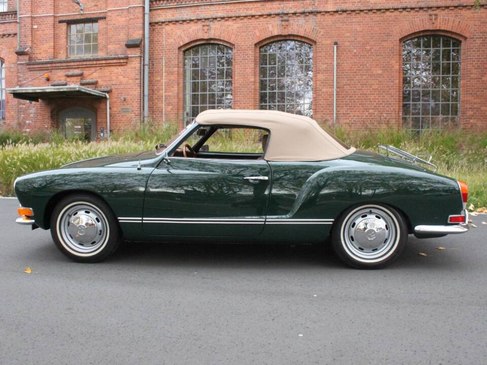 Image 4/17 of Volkswagen Karmann Ghia 1600 (1971)