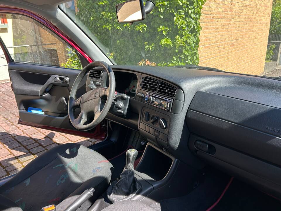 Imagen 17/18 de Volkswagen Golf III 1.6 (1996)