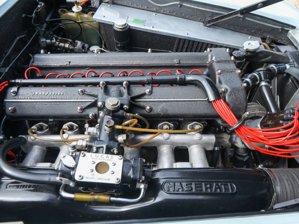 Bild 26/50 von Maserati 3500 GTI Sebring (1964)