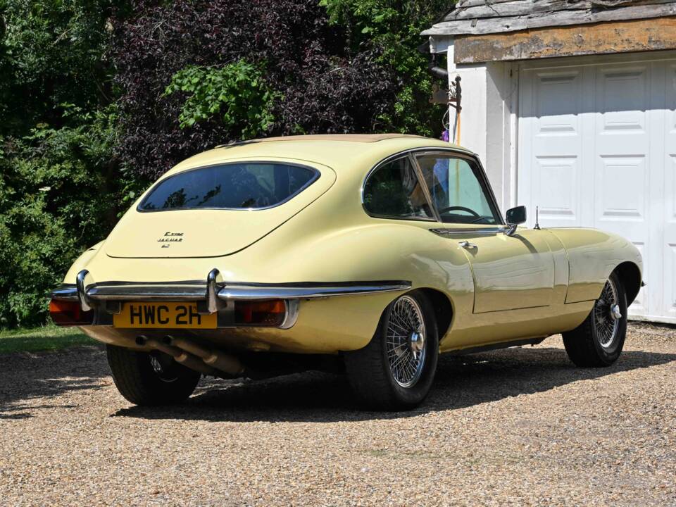 Bild 3/39 von Jaguar E-Type (2+2) (1970)
