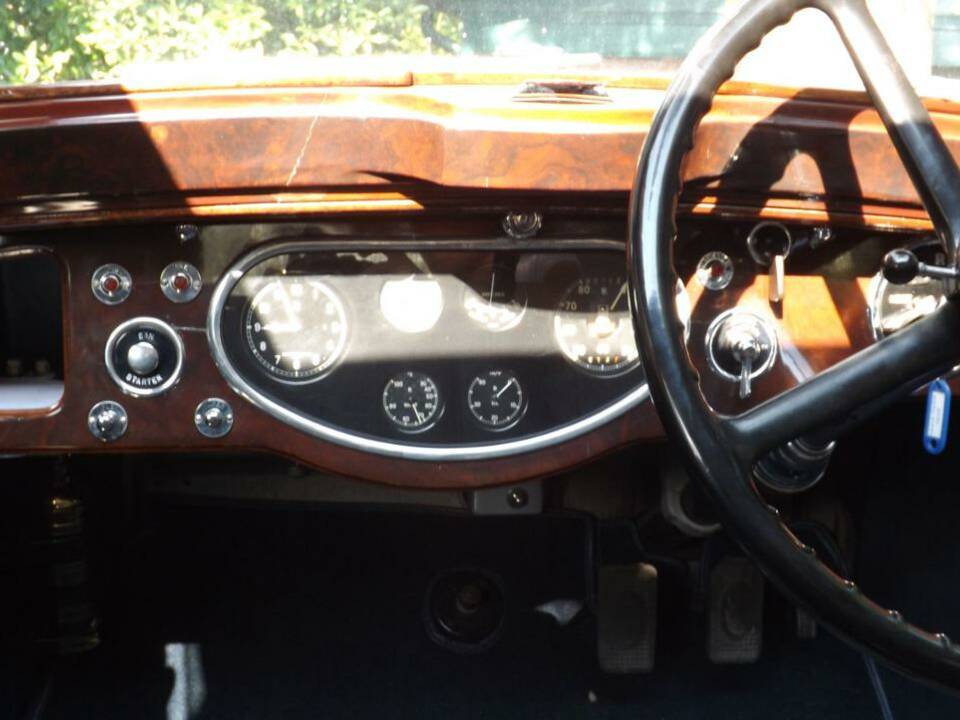 Image 39/50 of Rolls-Royce 20/25 HP Sport Saloon (1934)