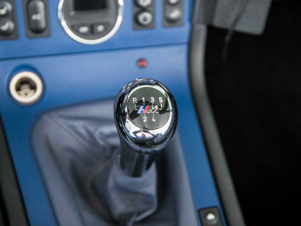 Image 35/50 of BMW Z3 2.2i (2001)