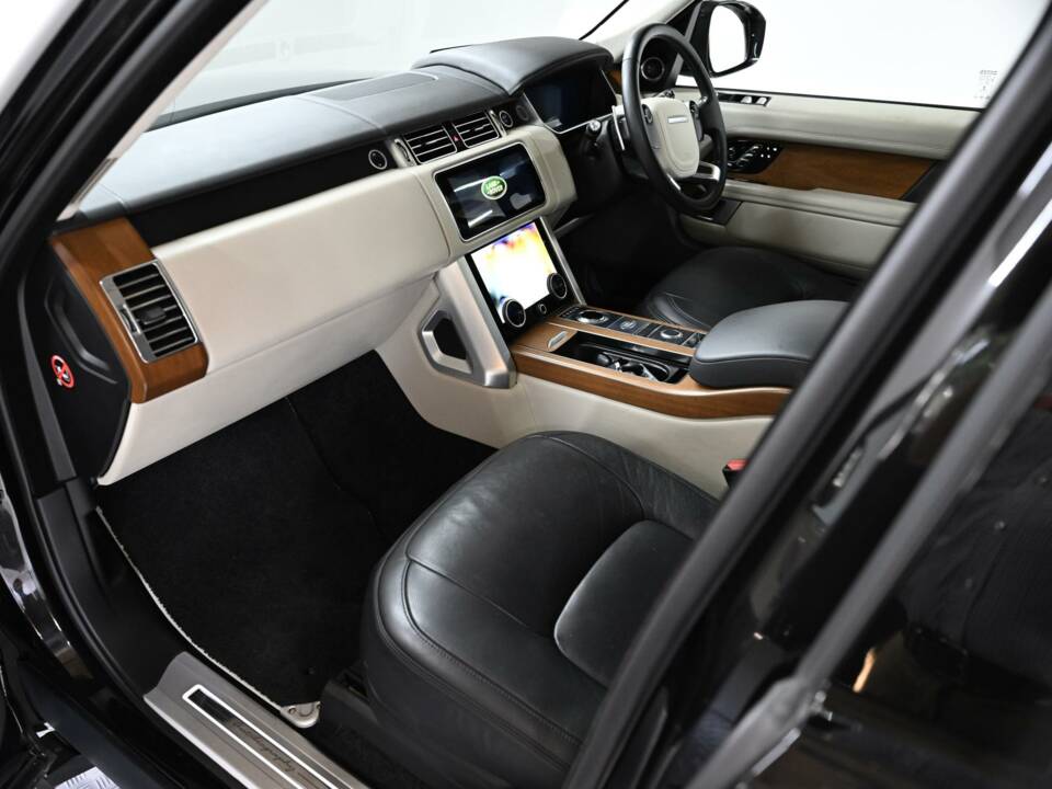 Bild 30/50 von Land Rover Range Rover Autobiography SDV8 (2018)