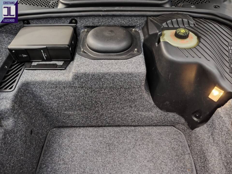 Bild 66/93 von Porsche 911 Carrera 4 (1998)