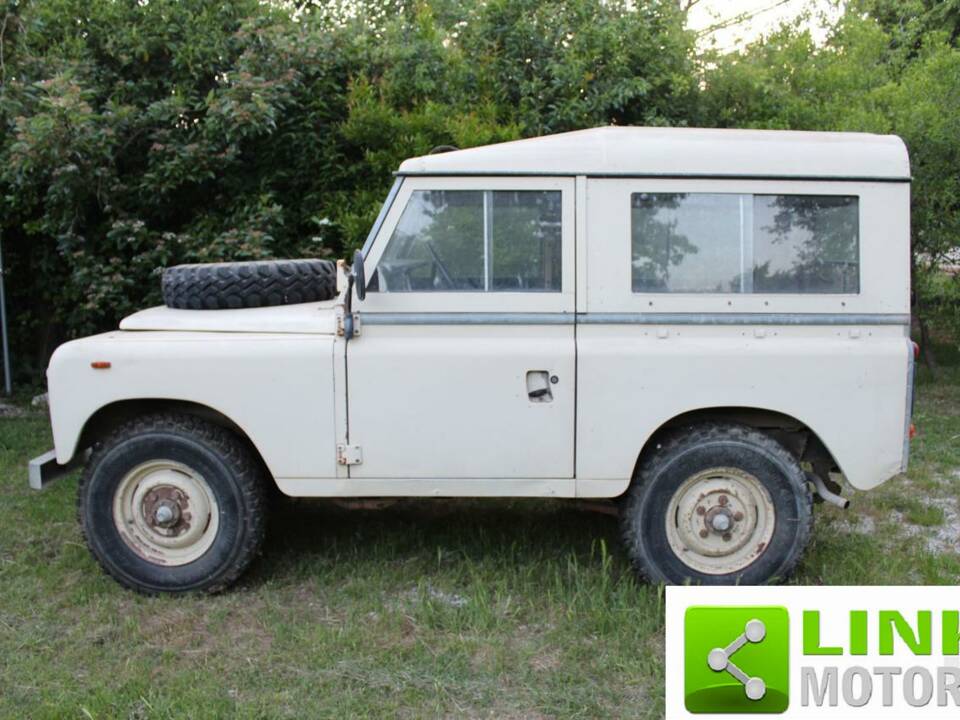 Bild 7/10 von Land Rover 88 (1984)