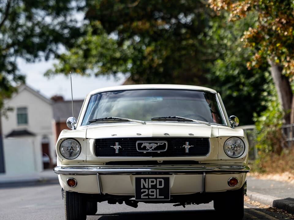 Image 28/50 of Ford Mustang 200 (1966)