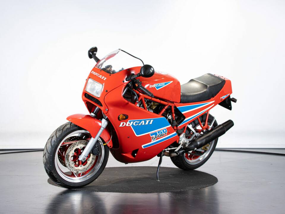 Bild 9/50 von Ducati 750 Sport (1986)