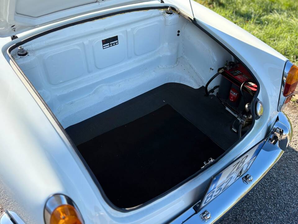 Bild 14/28 von Alfa Romeo Giulietta Spider (1961)