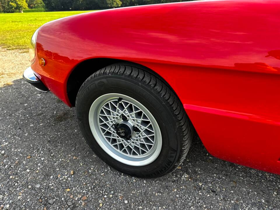 Imagen 26/50 de Alfa Romeo 1750 Spider (1971)