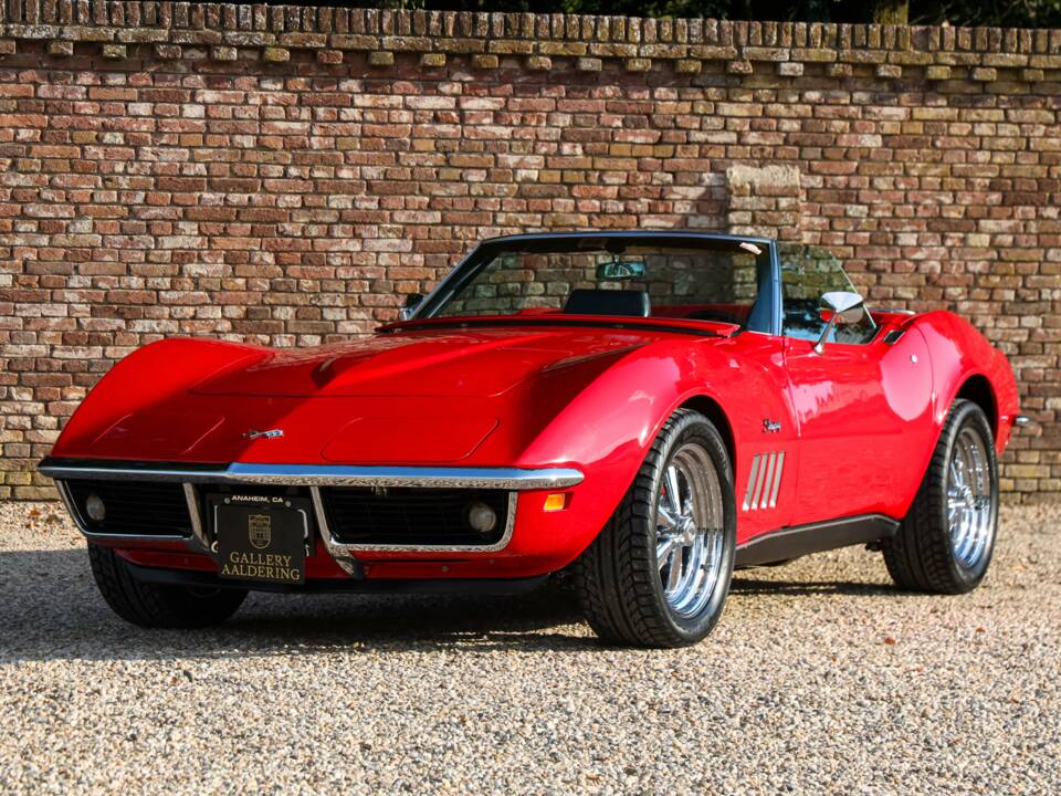 Image 1/50 of Chevrolet Corvette Stingray (1969)