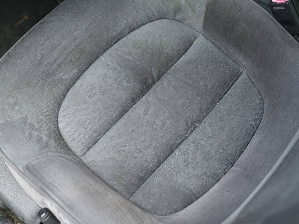 Imagen 25/48 de Peugeot 406 Coupé 2.0 16V (2000)