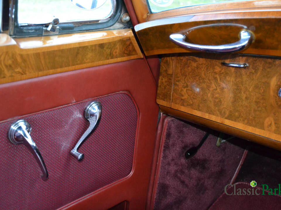 Bild 41/50 von Bentley S 1 (1958)