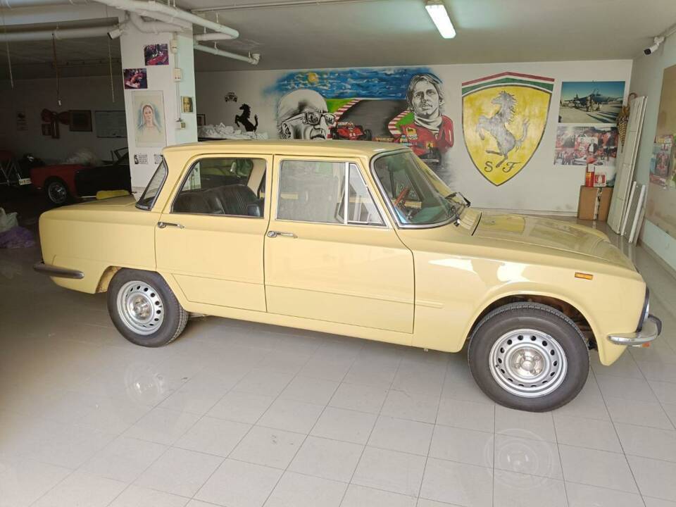 Image 26/26 de Alfa Romeo Giulia Nuova Super 1300 (1975)