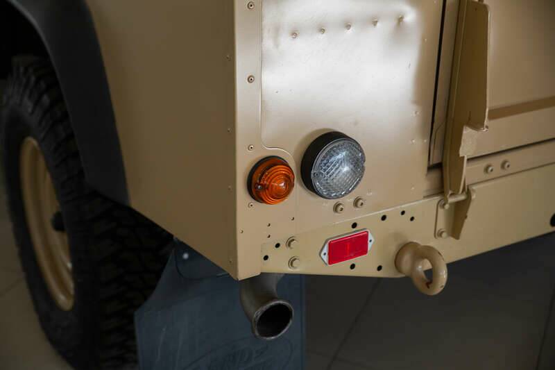 Bild 13/32 von Land Rover Defender 110 (2008)