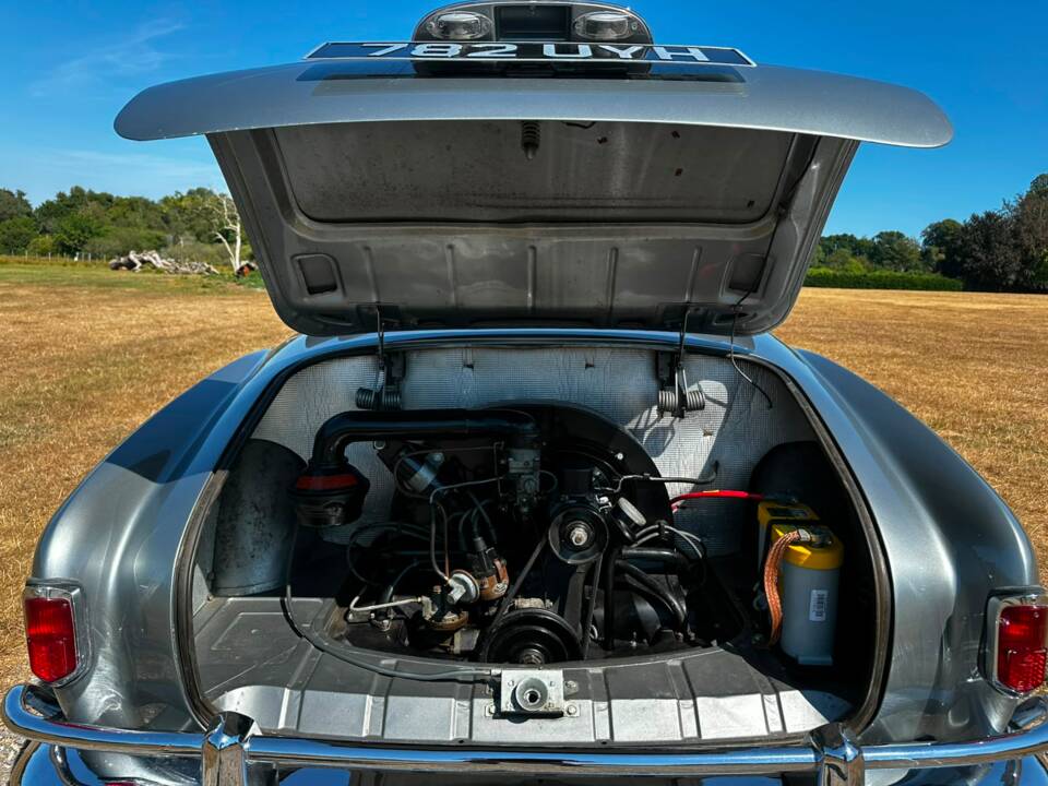 Image 25/48 of Volkswagen Karmann Ghia 1200 (1958)