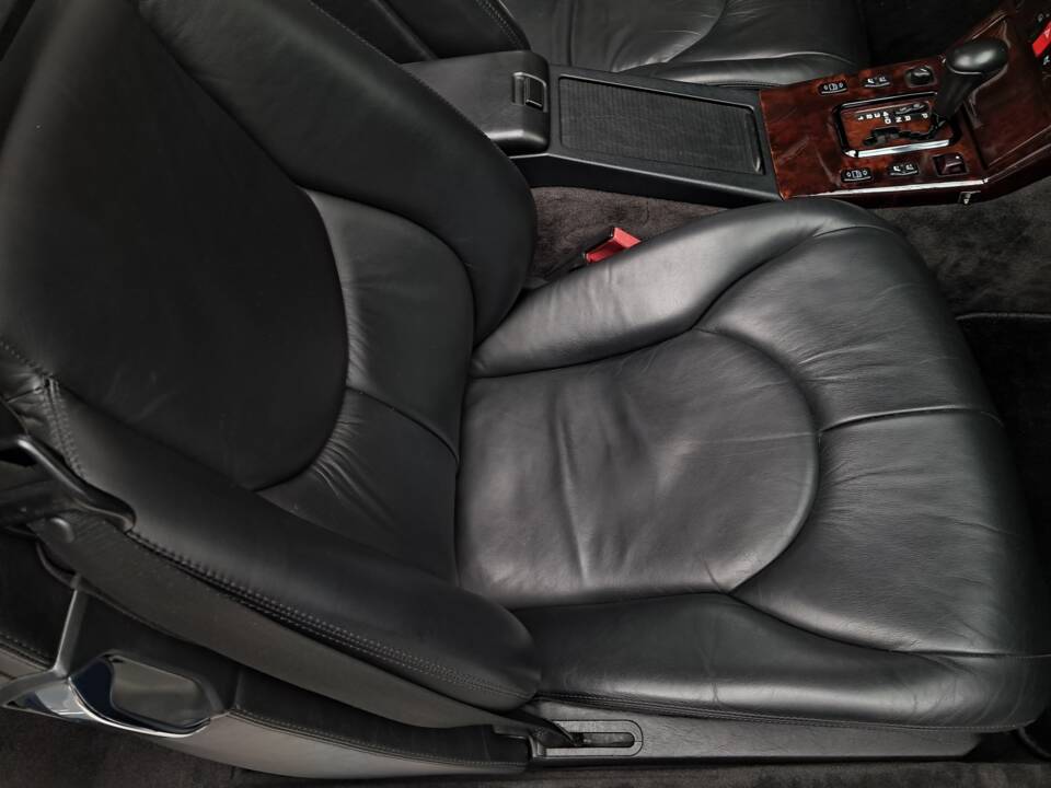 Image 15/50 of Mercedes-Benz SL 320 (1998)