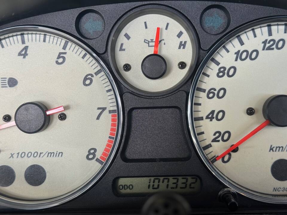 Imagen 43/43 de Mazda MX-5 1.8 (2001)