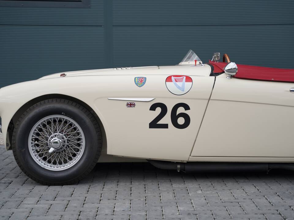 Image 9/50 of Austin-Healey 100&#x2F;6 (BN6) (1958)