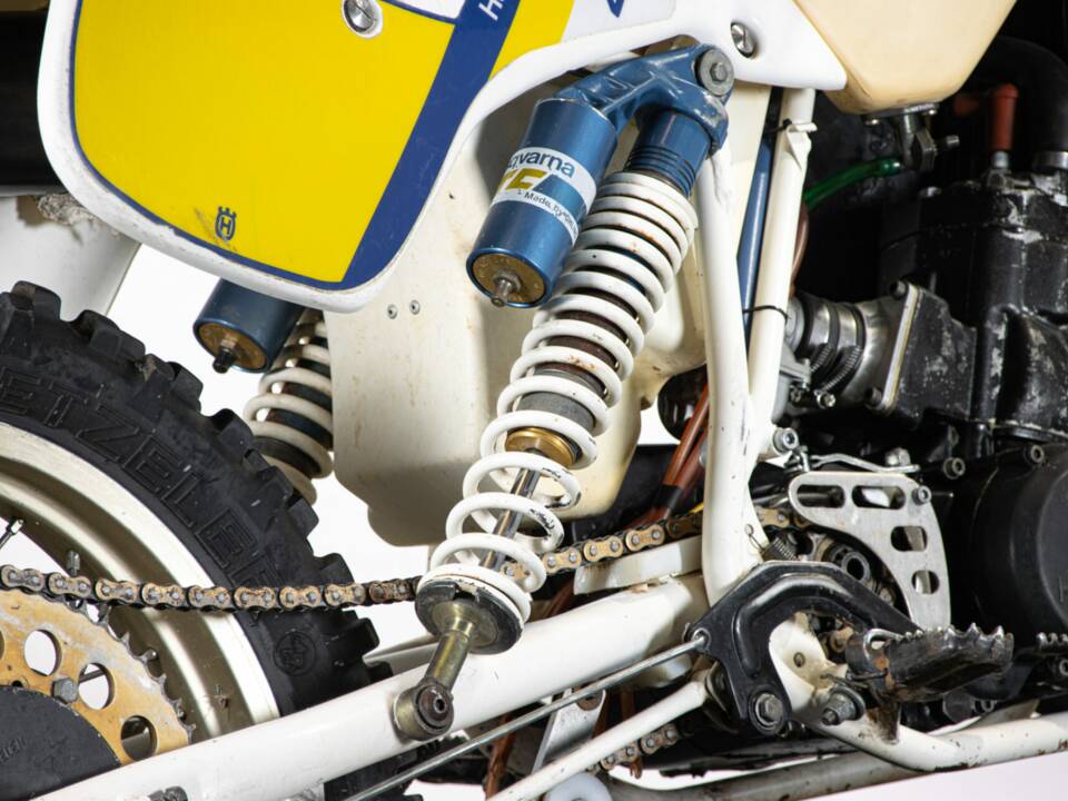 Image 26/50 of Husqvarna WR 250 (1985)