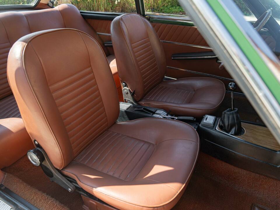 Image 23/50 of FIAT 124 Sport Coupe (1969)