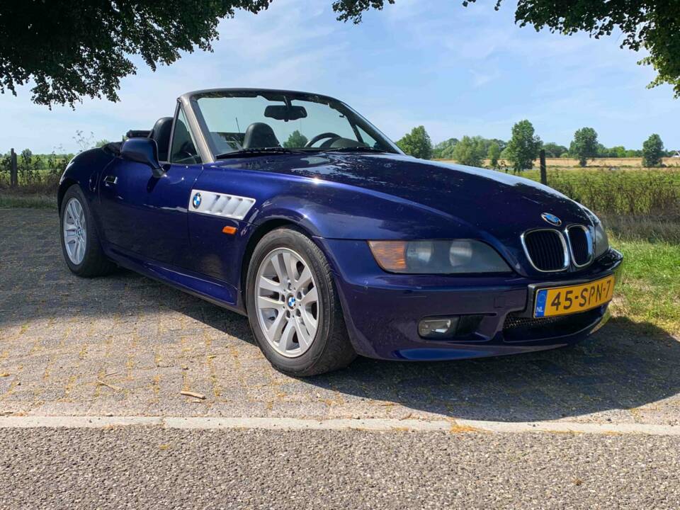 Imagen 2/8 de BMW Z3 1.8 (1996)
