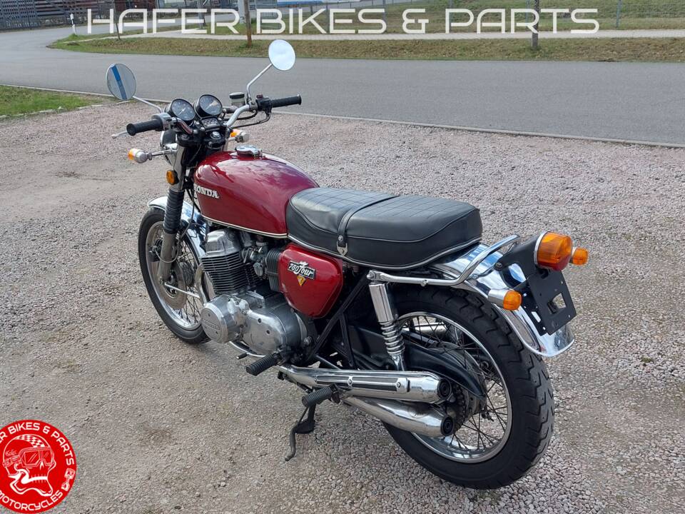 Image 11/45 of Honda CB 750 Four (1976)