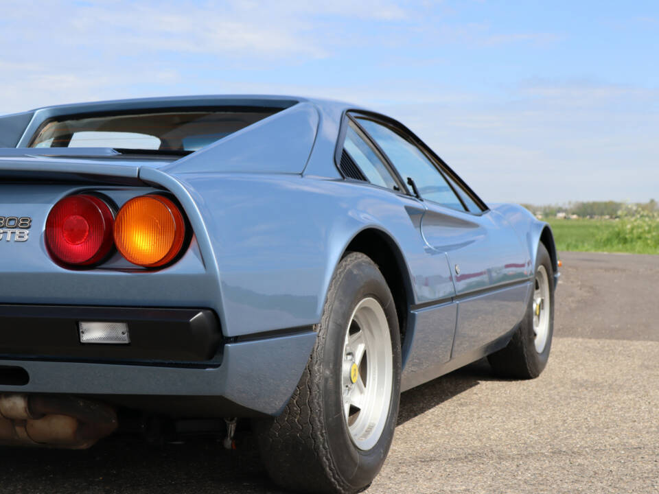 Image 41/50 of Ferrari 308 GTB (1976)