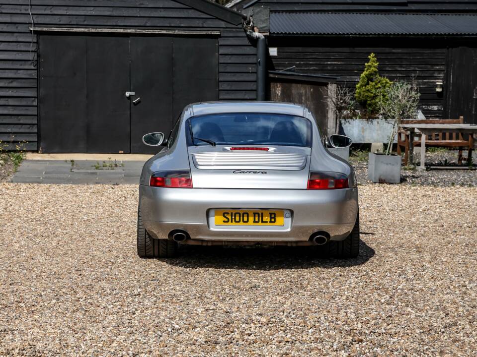 Bild 36/38 von Porsche 911 Carrera (1998)