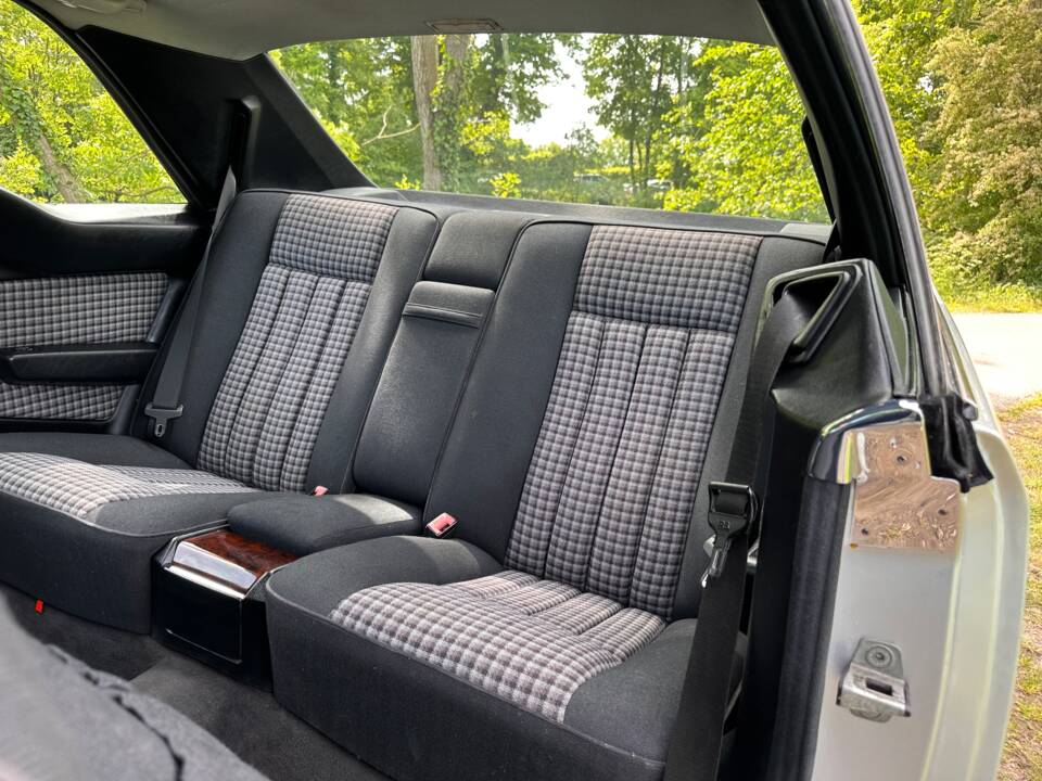 Bild 7/17 von Mercedes-Benz 230 CE (1991)