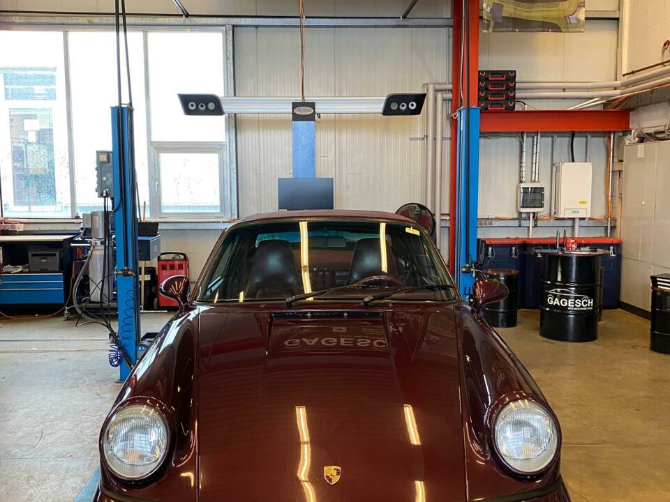 Bild 8/23 von Porsche 911 Carrera 4 (1992)