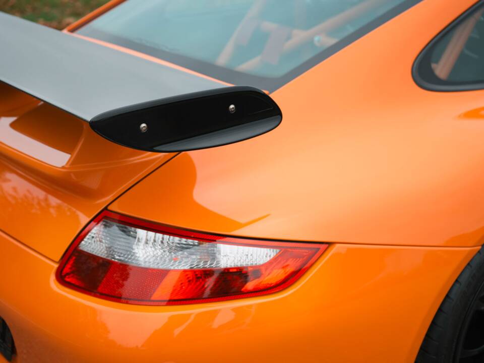 Bild 19/38 von Porsche 911 GT3 RS (2007)