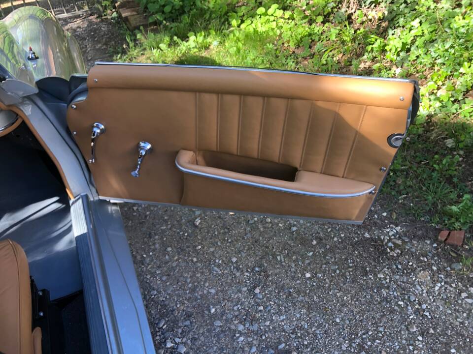 Image 30/46 of Mercedes-Benz 190 SL (1955)