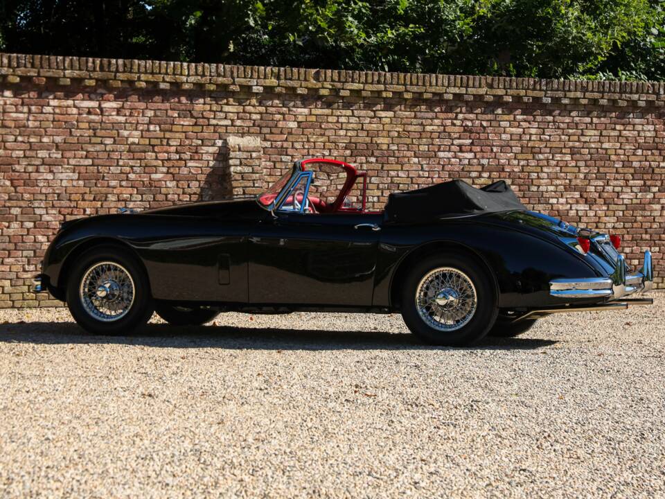 Image 44/50 of Jaguar XK 150 3.4 S DHC (1958)