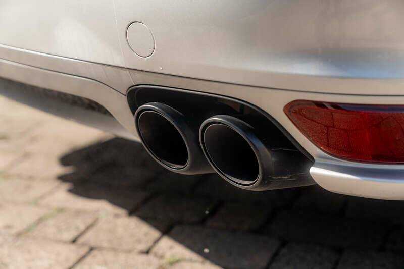 Image 33/50 de Porsche Cayenne GTS (2012)