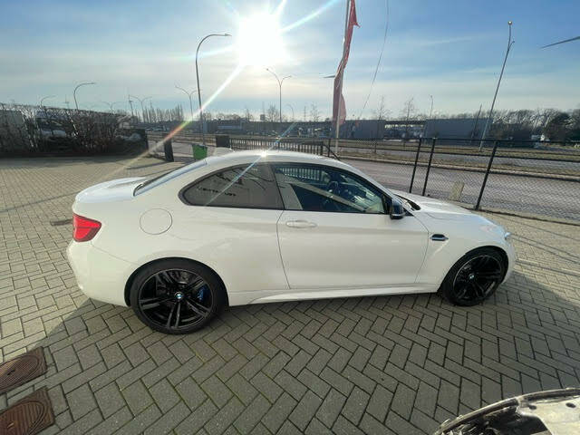 Image 10/25 de BMW M2 Coupé (2018)