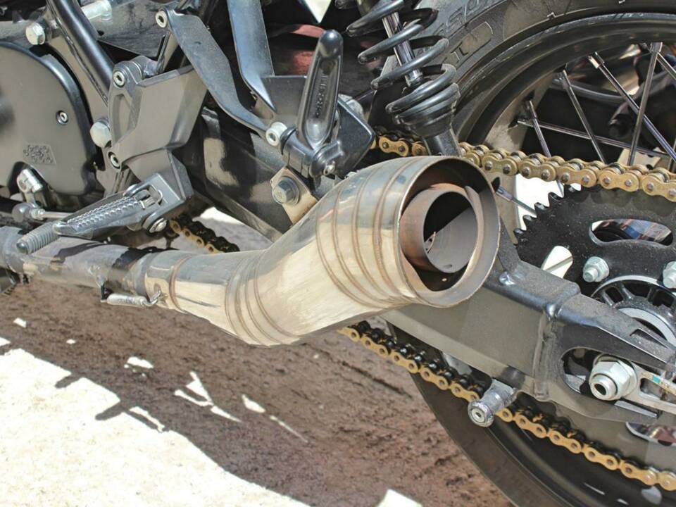 Image 11/16 de Suzuki DUMMY (1982)