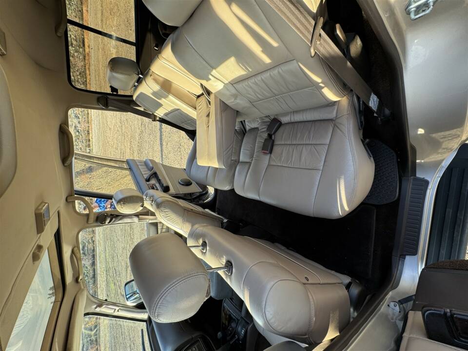Immagine 28/45 di Toyota Land Cruiser FJ80 (1994)