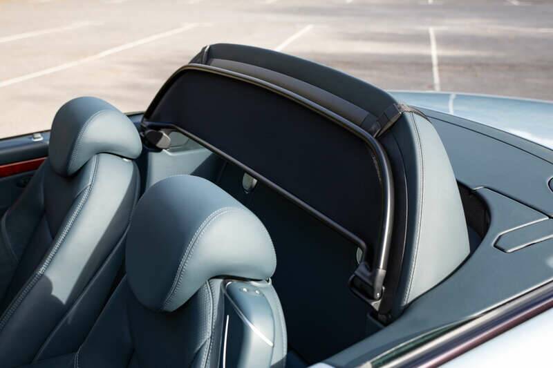 Image 43/50 of Mercedes-Benz SL 500 (2003)