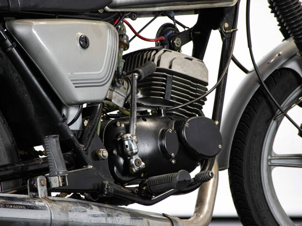 Bild 39/50 von Cagiva SST 125 (1982)