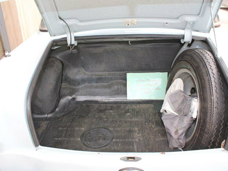 Image 33/47 of Alfa Romeo Giulietta TI (1961)