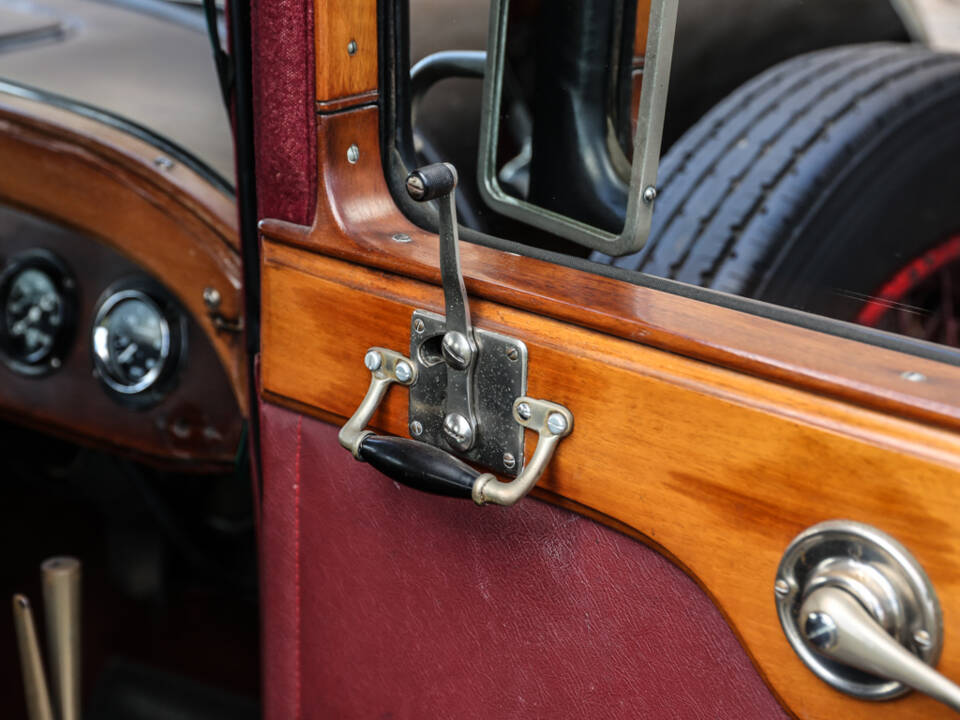 Image 22/36 of Bentley 3 Litre (1926)