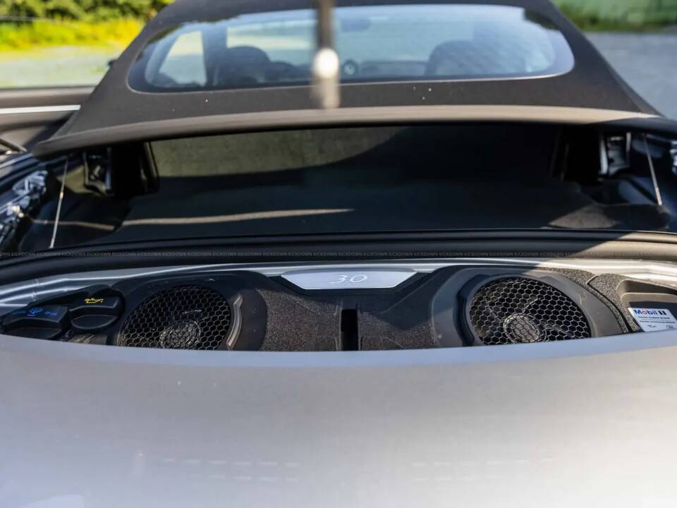 Image 14/15 de Porsche 911 Carrera (2023)