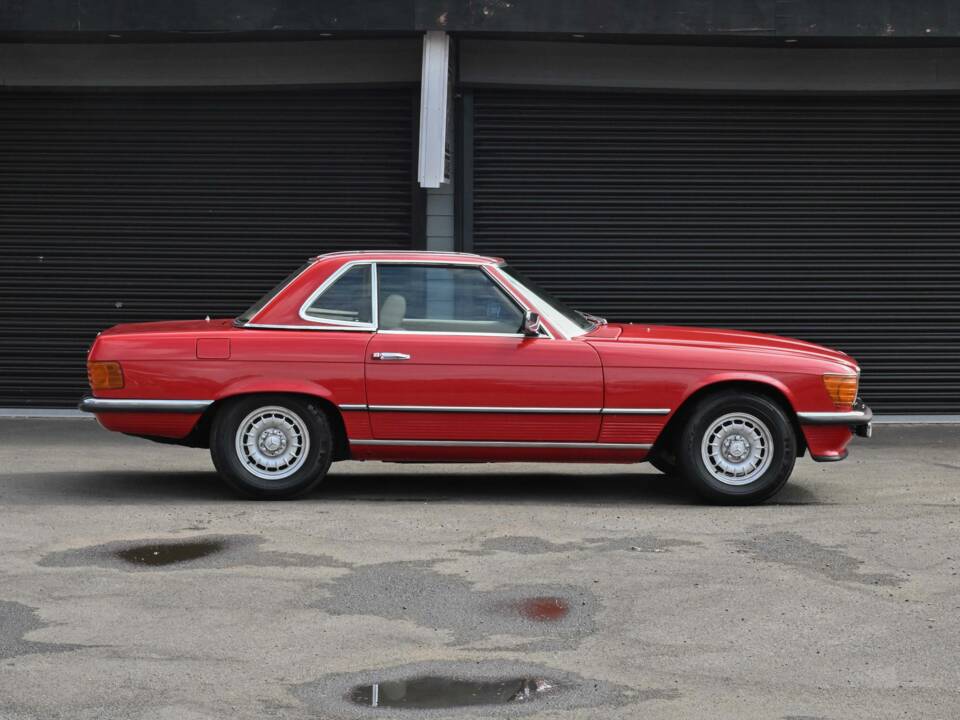 Image 13/50 of Mercedes-Benz 350 SL (1979)