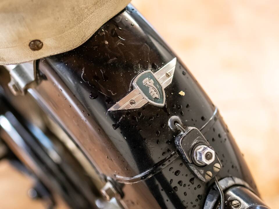 Image 13/14 de Zündapp DB 255 "Elastic 250" (1954)