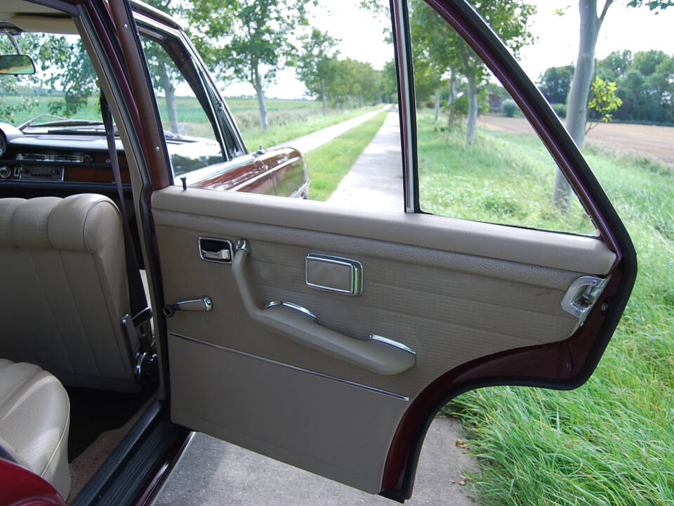 Bild 52/58 von Mercedes-Benz 280 SE (1968)