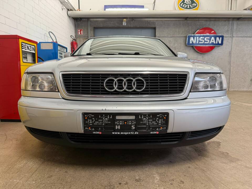 Immagine 3/17 di Audi A8 3.7 (1995)