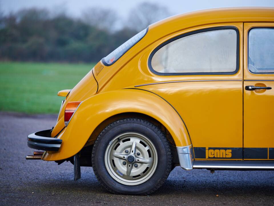 Image 30/45 of Volkswagen Käfer 1200 Jeans (1974)