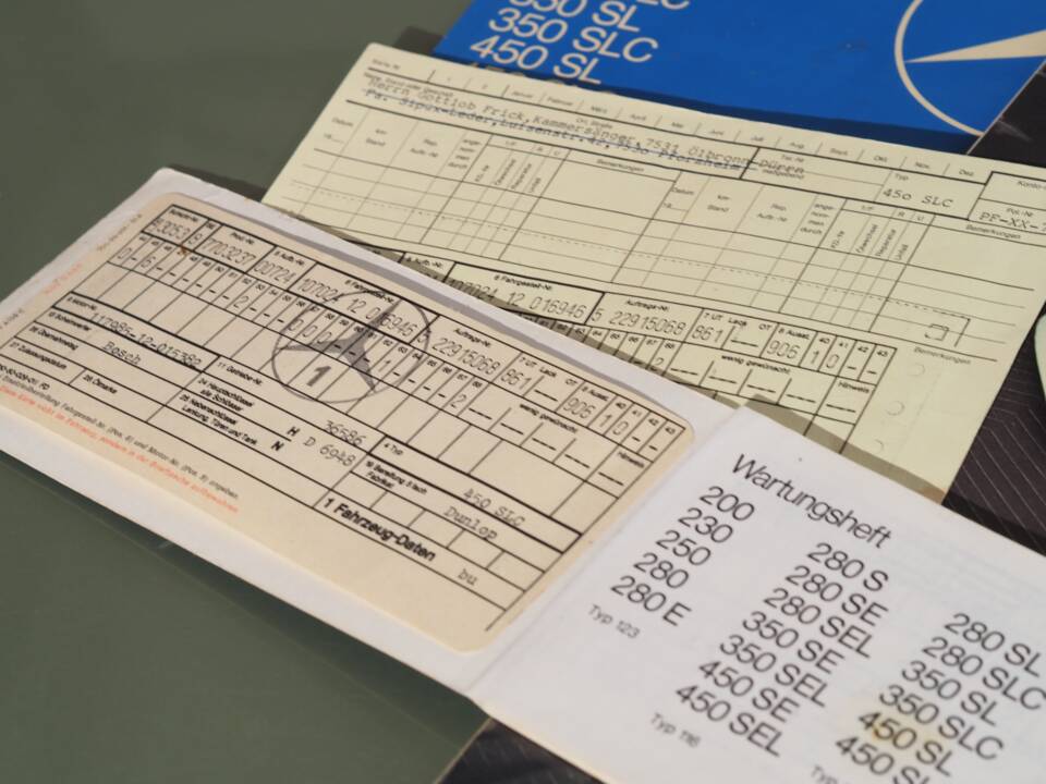 Image 37/66 of Mercedes-Benz 450 SLC (1977)