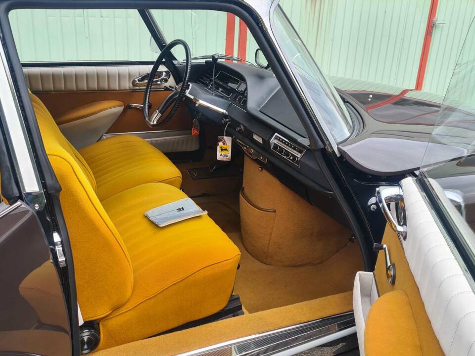 Image 5/13 de Citroën DS 21 Pallas (1969)
